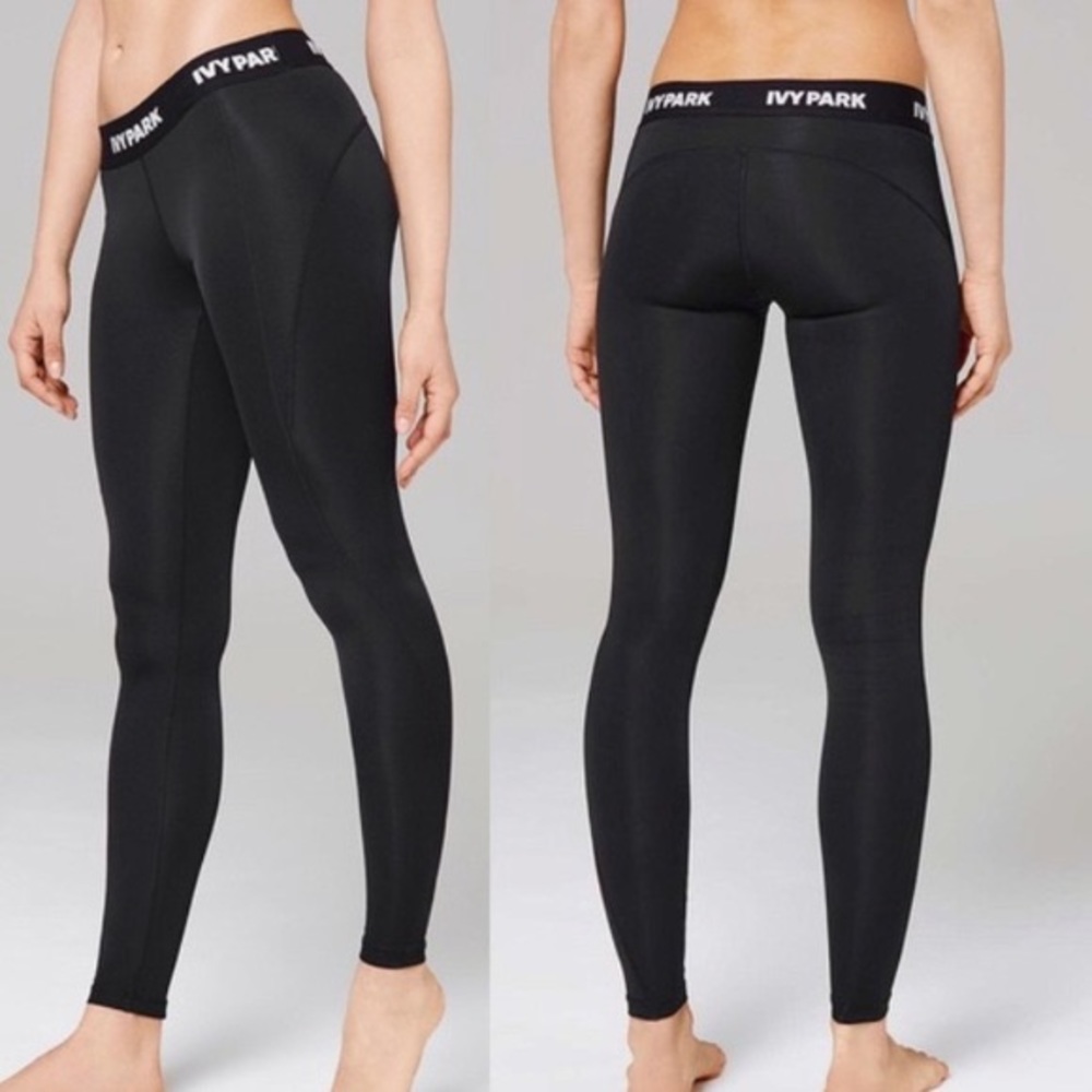 'i' Low Rise Full Length Leggings In Black